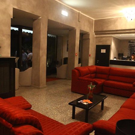 Hotel Pineta Cagli Luaran gambar