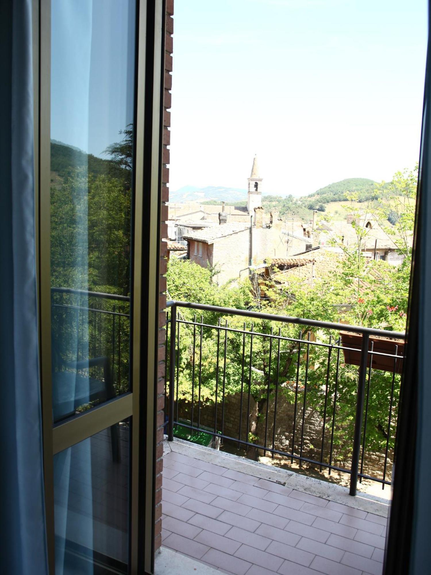 Hotel Pineta Cagli Luaran gambar